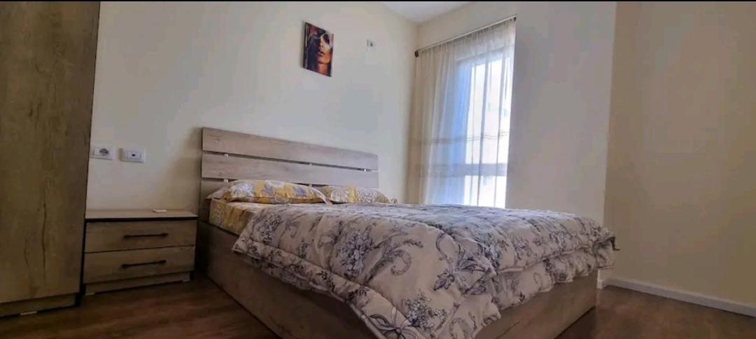 New & Great Located Apartment Near Center Tirana Exterior foto